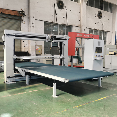 CNC колеблющаяся двойная лопатка пена режущая машина для гибкой губки резки D & T промышленности