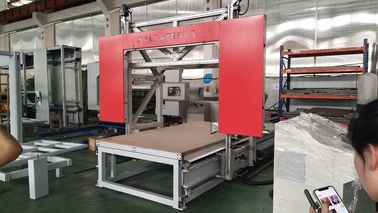 Скорость автомата для резки контура пены Ева высокой точности горизонтальная до 10 м/минуты