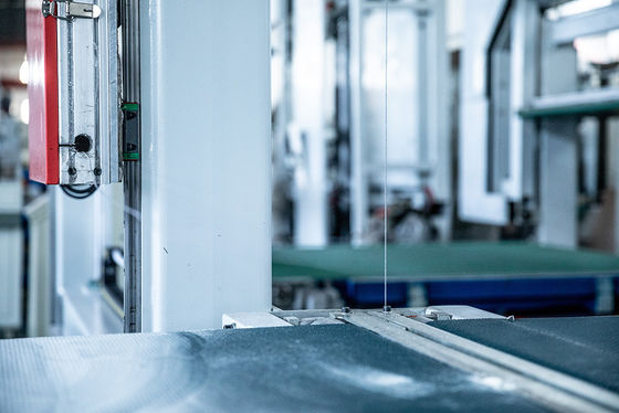 Лезвие автомата для резки пены Pu CNC 2.0mm горизонтальное и вертикальное