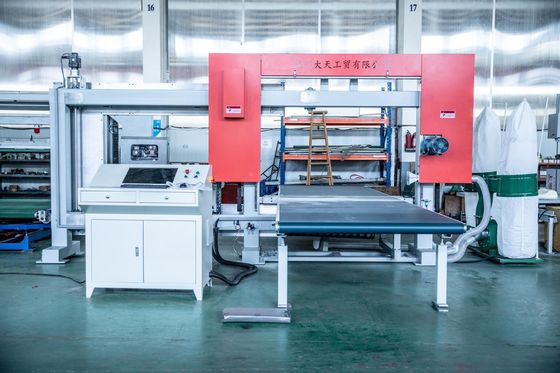 твердый провод CNC пены PU 6m/Min отрезал машину с вертикальным лезвием
